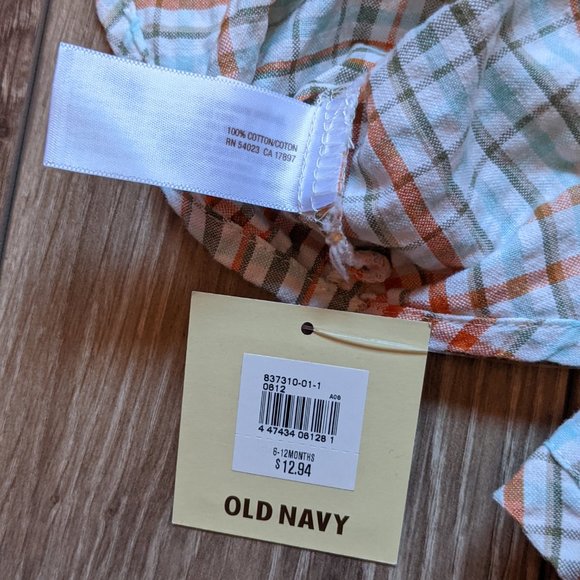 [KIDS 2/$30] NWT Baby Boy (6-12M) - OLD NAVY Seersucker Button-down - Picture 4 of 4
